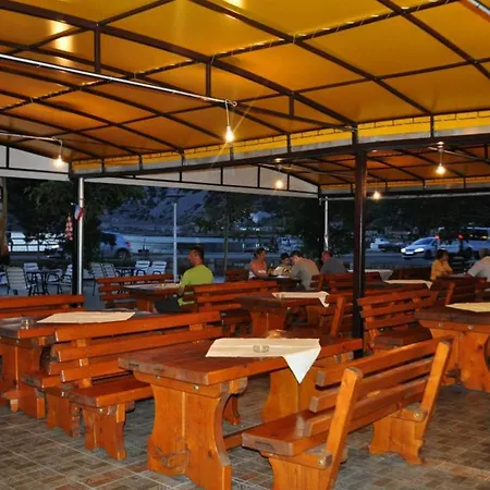 בית הארחה Guesthouse Bakarac בקרץ