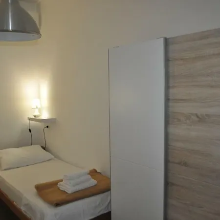 Guesthouse Bakarac בית הארחה בקרץ