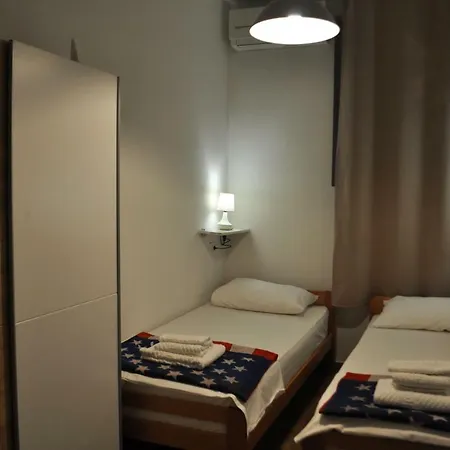 Guesthouse Bakarac בית הארחה