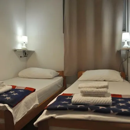 Guesthouse Bakarac בקרץ